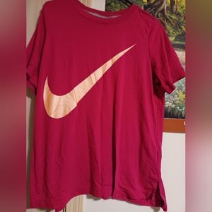 Nike t-shirt